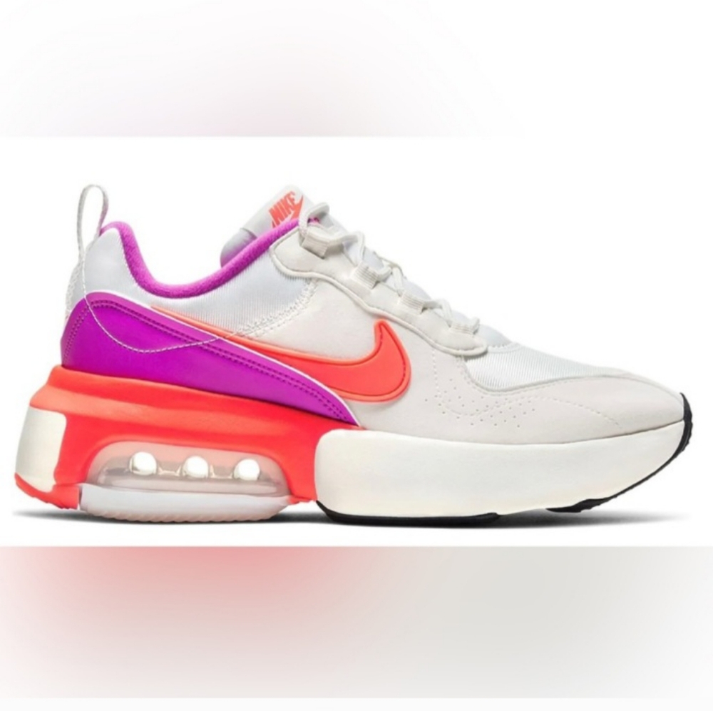 Nike Air Max Verona Lifestyle Shoe
